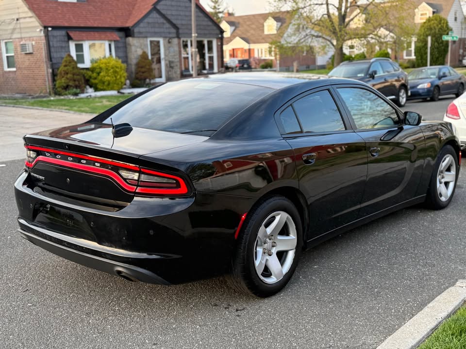 2016 Dodge Charger – 5.7L V8 – RWD