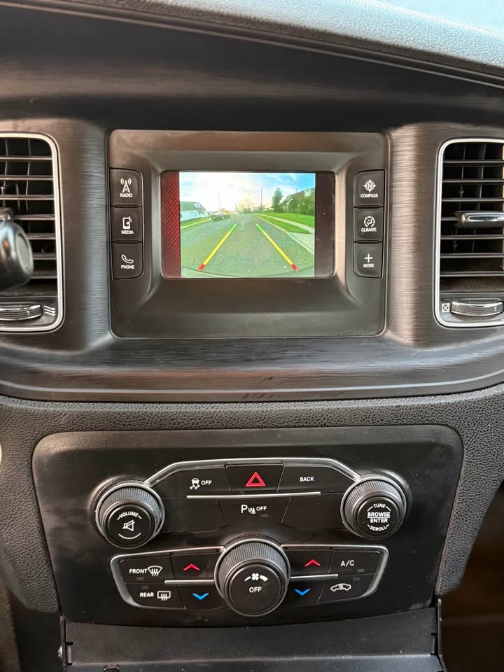 2016 Dodge Charger – 5.7L V8 – RWD